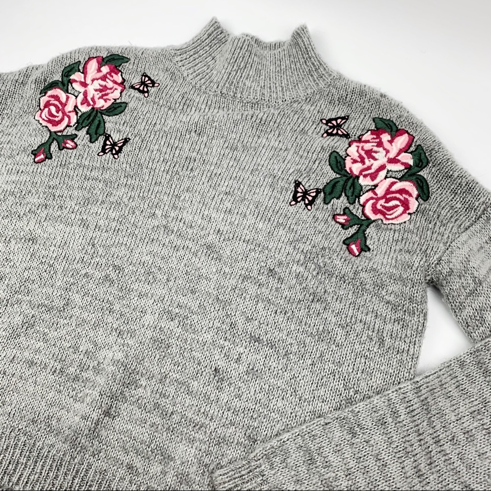 Cloud Chaser Embroidered Floral Mock Neck Sweater - Picture 4 of 10